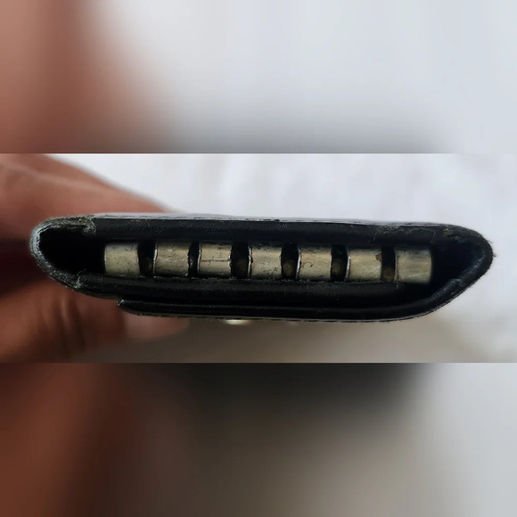 Gucci Marmont Black Leather Key Holder - Picture 4 of 12